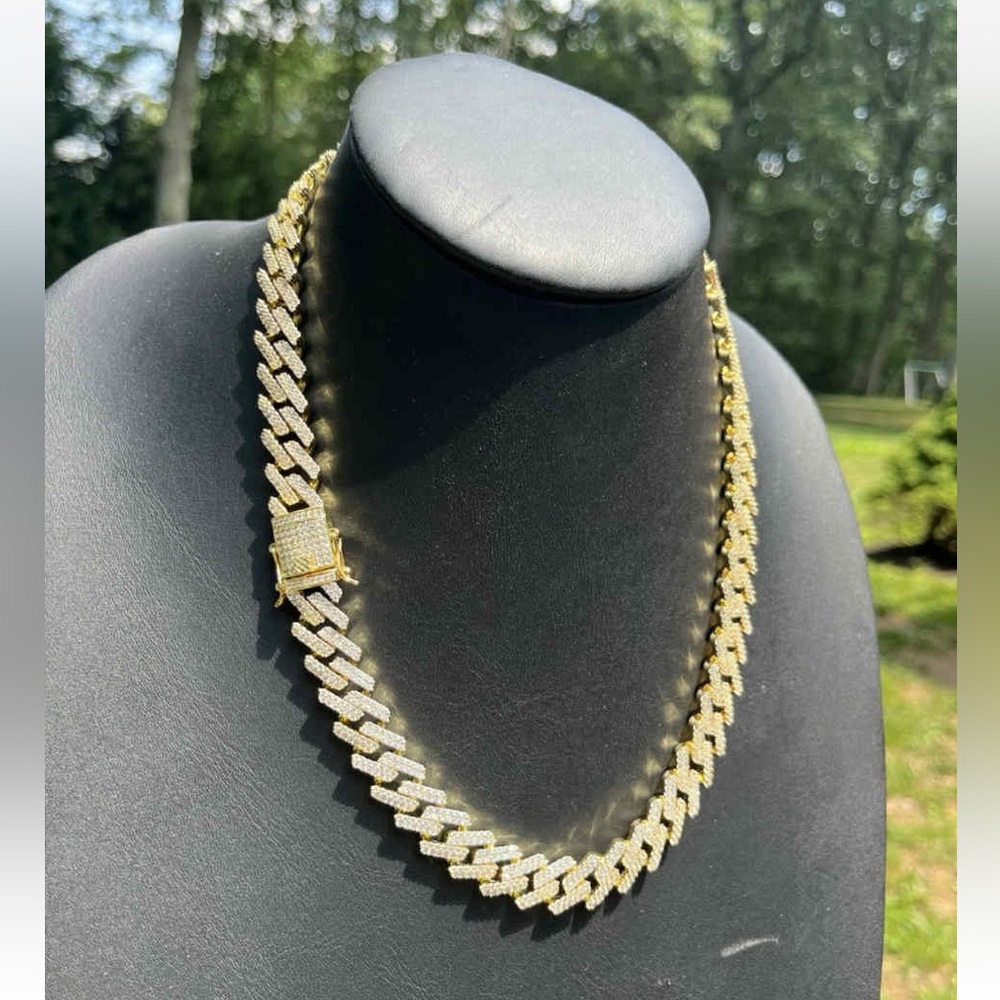 Prong Miami Cuban Link Chain(SALE)